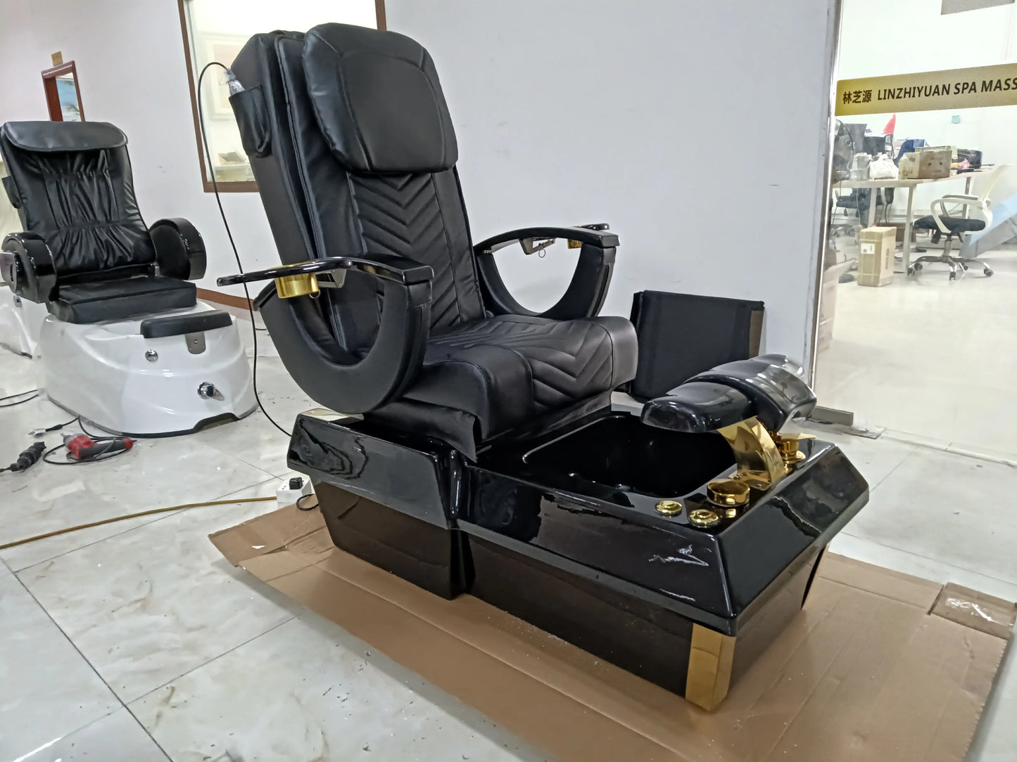 Black SPA Pedicure Massage Chair SPA Pedicure Bowl Throne Spa Chair